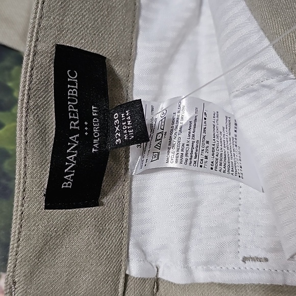 Banana Republic Tailored Fit Tan Pants Size 32x30 NWT - Picture 4 of 6